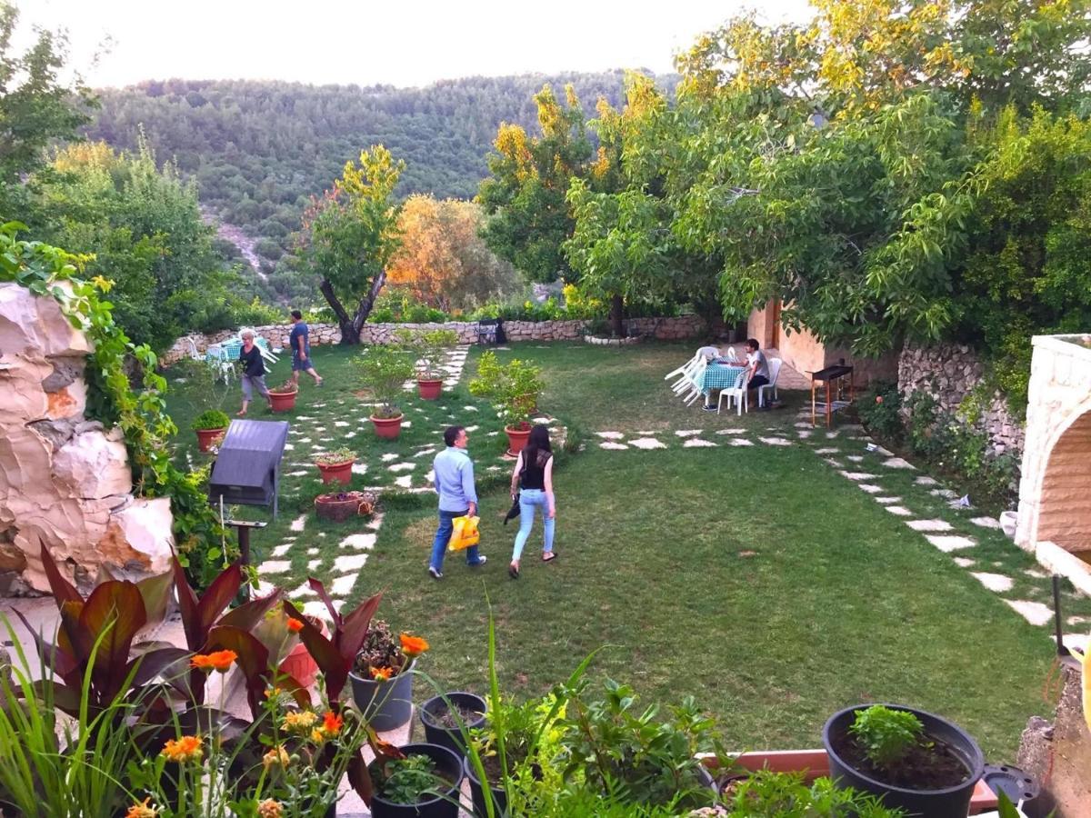El Achkar Guesthouse Beit ed-Dine Kültér fotó